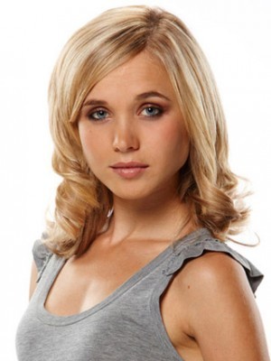 Lovely Wavy Human Hair Extensions