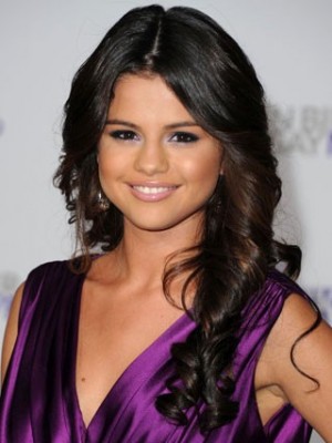 Selena Gomez's Big Wave Wig