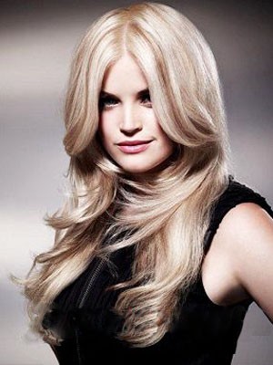 Lanza Prim Lace Front Straight Synthetic Wig