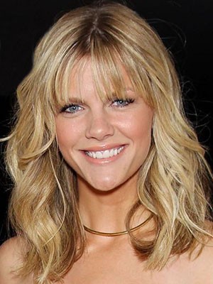 Alluring Wavy Human Hair Capless Wig
