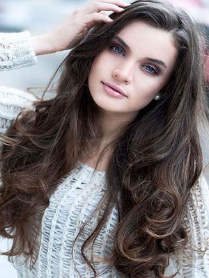 Gracious Wavy Human Hair Front Lace Wig