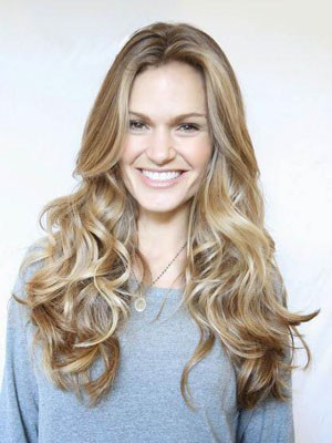 Knockout Wavy Lace Front Human Hair Wig