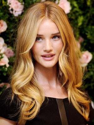 Wavy Synthetic Diaphanous Lace Wig