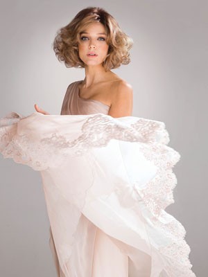 Good-looking Synthetic Wavy Lace Front Wig