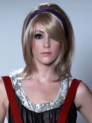 Medium Wavy Blonde 3/4 Wig