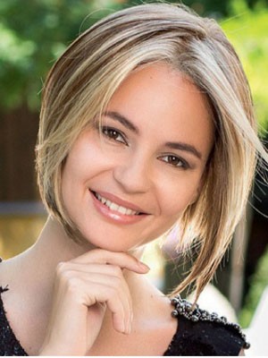 Splendid Lace Front Straight Synthetic Wig