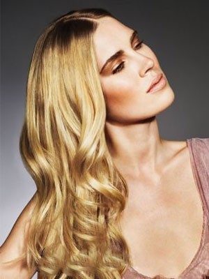 Enthralling Lace Front Wavy Synthetic Wig