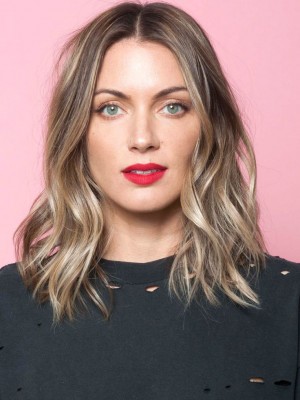 Shimmering Capless Synthetic Wig