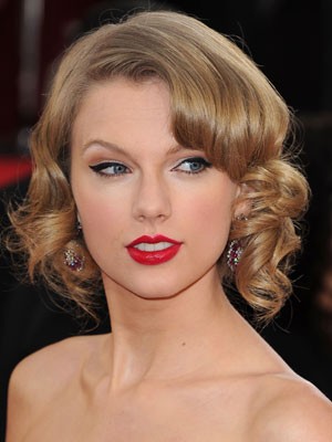 Taylor Swift Hairstyle Lace Front Wig