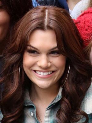 Jessie J Wavy Lace Front Engaging Synthetic Wig