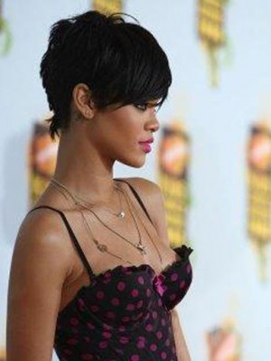 Rihanna's Short Hairstyle Wig