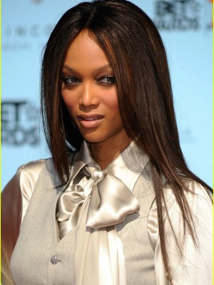 Tyra Banks Glamorous Lace Front Synthetic Wig