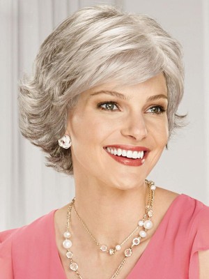 Gray Classic Style Wig With Wavy Layers