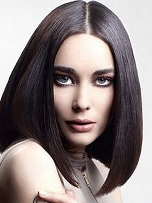 Dazzling Straight Lace Front Synthetic Wig