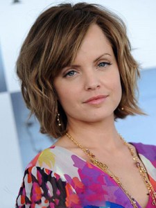 Mena Suvari Wigs Buy Fashion Celebrity Wigs Online Yourswigs Com